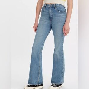 Levi's® Premium
70'S HIGH RISE FLARE WOMEN'S
JEANS size 26